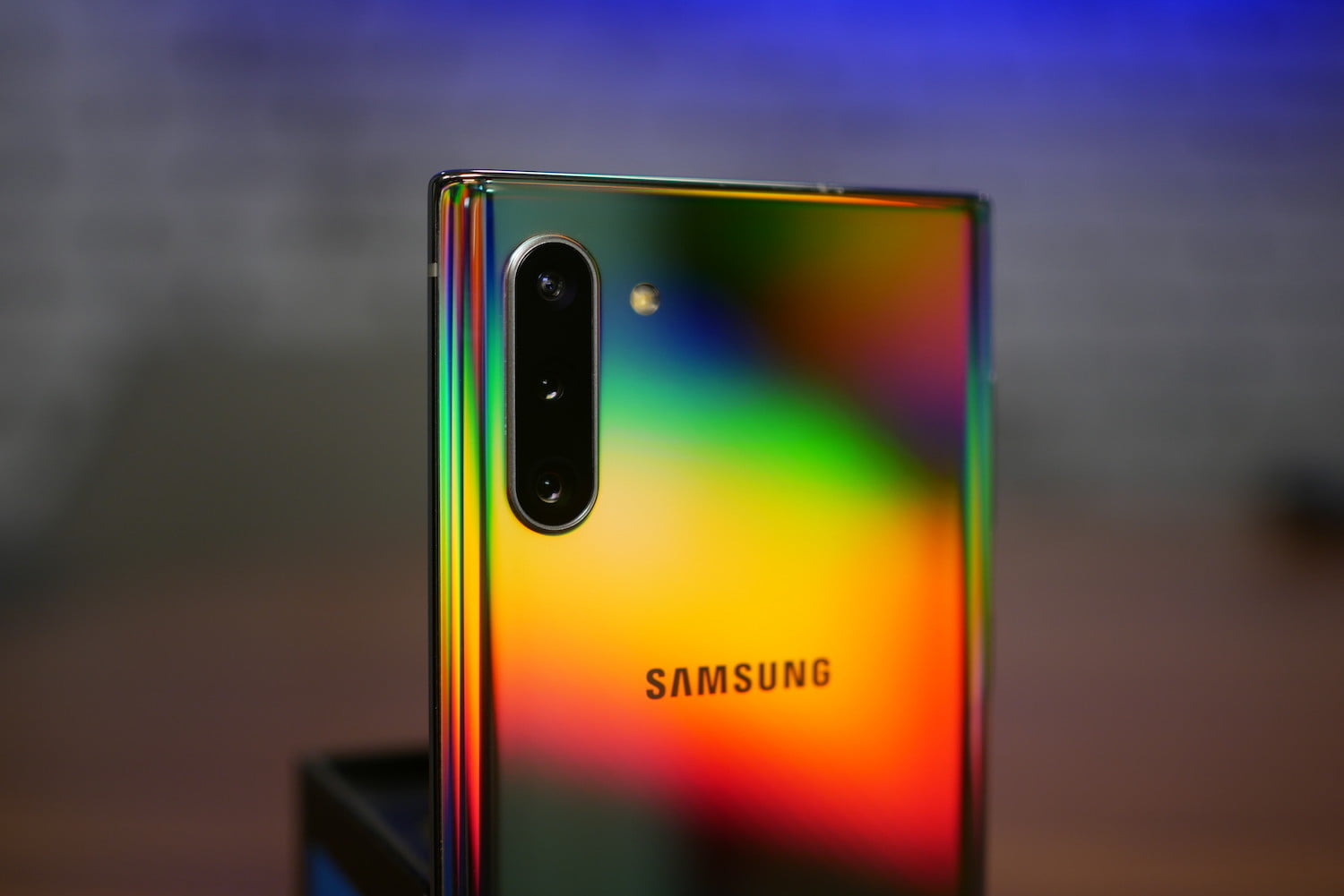 galaxy note 10 review design 6 1500x1001 - Samsung Galaxy Note 10 price in Nigeria and full specs