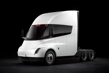 2023 Tesla Semi 40 420x280 - Tesla finally delivers first electric Semi truck after years of delay